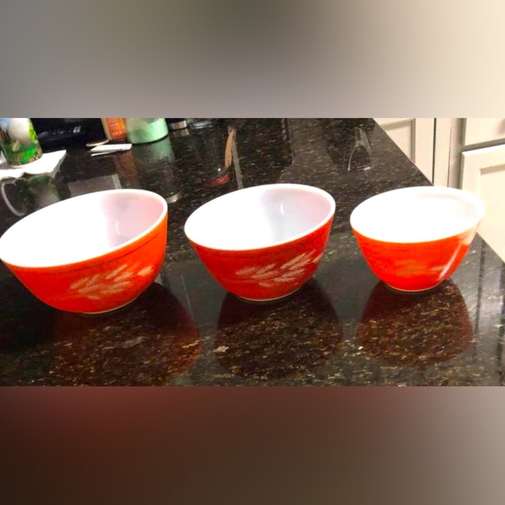 Pyrex autumn harvest wheat mixing bowl set